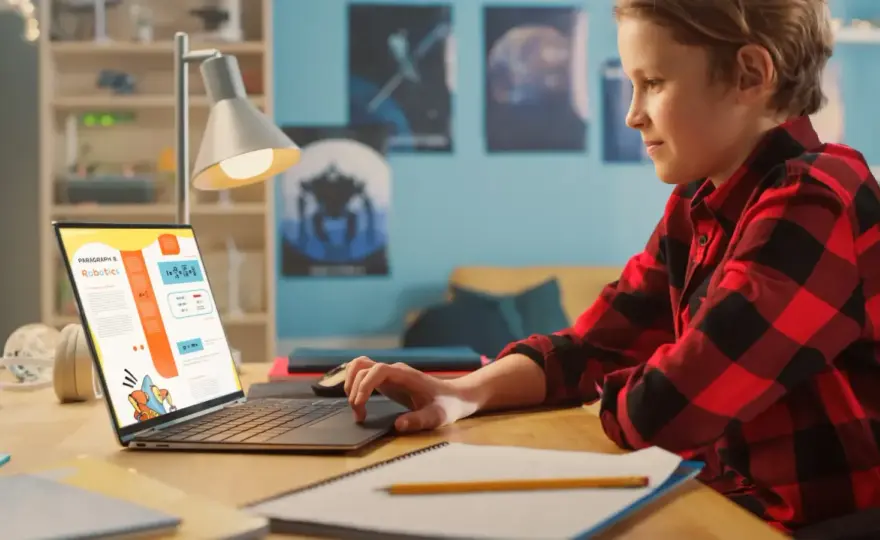 Czy uczniowie dostaną laptopy? Nowe zasady programu Cyfrowy Uczeń