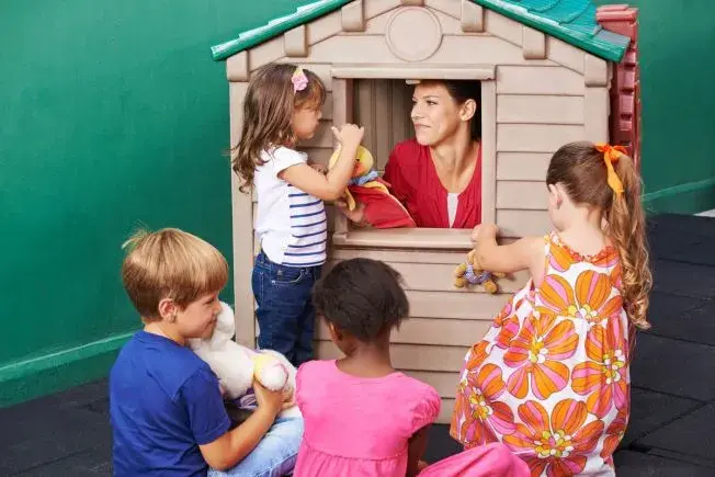 Kto odpowiada za ucznia? Pracownik niepedagogiczny a opieka prawna